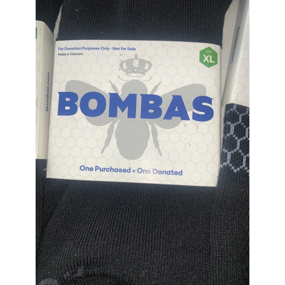 NEW 4 PAIRS Bombas Crew‎ Socks Black Grey Honeycomb Arch Support Mens